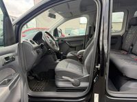 Gebraucht VW Caddy Trendline 105 PS (77 kW) 2011 Schwarz Van / Kleinbus