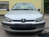 Gebraucht Peugeot 106 60 PS (44 kW) 2001 Silber Kleinwagen