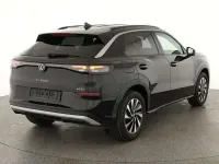Neu VW T-Roc Life 150 PS (110 kW) 2026 Schwarz metallic SUV