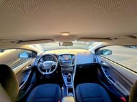 Gebraucht Ford Focus 125 PS (91 kW) 2016 Andere farben Limousine