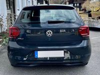 Gebraucht VW Polo Comfortline 95 PS (69 kW) 2018 Grau Kleinwagen