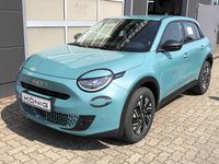 Neu Fiat 600 146 PS (107 kW) 2025 Blau Limousine