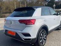Gebraucht VW T-Roc 150 PS (110 kW) 2019 Weiß SUV