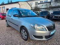 Gebraucht Skoda Roomster Active 69 PS (50 kW) 2012 Silber Van / Kleinbus