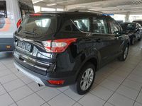 Gebraucht Ford Kuga Titanium 150 PS (110 kW) 2019 Schwarz SUV