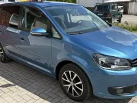 Gebraucht VW Touran Comfortline 105 PS (77 kW) 2015 Pacific blue metallic Van / Kleinbus