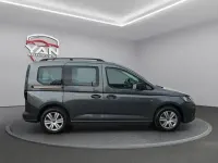 Używany VW Caddy 122 KM (89 kW) 2023 Szary Minivan
