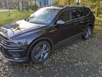 gebraucht VW Tiguan Allspace 2.0 TDI 4Motion DSG Businesspaket 7 Sitze