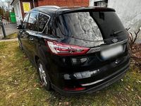 Second-hand Ford S-MAX S 150 CP (110 kW) 2017 Negru Monovolum