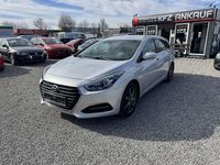 Gebraucht Hyundai i40 Style 141 PS (103 kW) 2017 Platinum silver / met Kombi