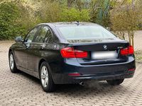 Gebraucht BMW 316 136 PS (100 kW) 2013 Blau Limousine