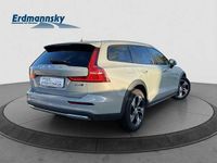 Gebraucht Volvo V60 CC 145 PS (106 kW) 2023 Kombi