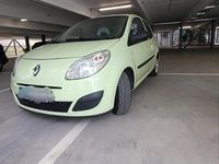 Gebraucht Renault Twingo 58 PS (42 kW) 2009 Grün Kleinwagen