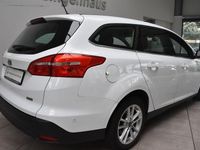Używany Ford Focus Cool & Connect 125 KM (91 kW) 2018 Biały