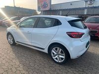 Gebraucht Renault Clio V Business 91 PS (66 kW) 2022 Weiß Kleinwagen