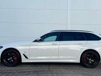 Gebraucht BMW 530 Efficient Dynamics 286 PS (210 kW) 2022 Alpinweiß uni Kombi