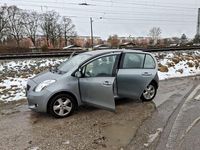 Gebraucht Toyota Yaris 88 PS (64 kW) 2007 Silber Kleinwagen