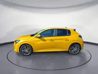 Gebraucht Peugeot 208 Active 101 PS (74 kW) 2022 Gelb Kleinwagen
