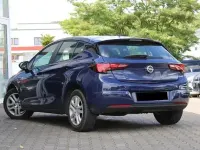 Gebraucht Opel Astra 101 PS (74 kW) 2017 Blau Limousine