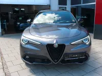 Gebraucht Alfa Romeo Stelvio Veloce 209 PS (153 kW) 2022 Grau SUV