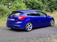 Gebraucht Ford Focus Sport 250 PS (183 kW) 2014 Blau Limousine