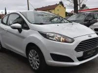 Gebraucht Ford Fiesta Trend 60 PS (44 kW) 2014 Weiß Kleinwagen