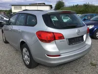Gebraucht Opel Astra Selection 110 PS (80 kW) 2012 Silber Kombi