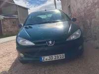 Gebraucht Peugeot 206 75 PS (55 kW) 1999 Grün Kleinwagen