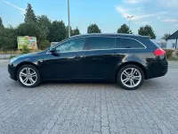 Gebraucht Opel Insignia 131 PS (96 kW) 2011 Schwarz Kombi