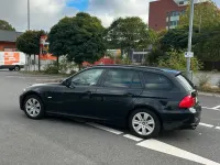 Gebraucht BMW 318 143 PS (105 kW) 2011 Schwarz Kombi