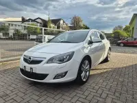 Gebraucht Opel Astra Sport 160 PS (117 kW) 2010 Weiß Limousine