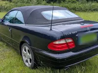 Gebraucht Mercedes CLK320 218 PS (160 kW) 2004 Blau Cabrio