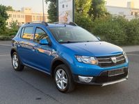 Gebraucht Dacia Sandero Prestige 90 PS (66 kW) 2016 Blau Kleinwagen