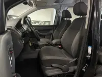 Second-hand VW Caddy Maxi Highline 140 CP (102 kW) 2012 Negru Monovolum