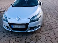 Gebraucht Renault Mégane III 131 PS (96 kW) 2011 Silber Kleinwagen