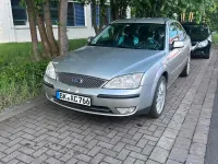 Gebraucht Ford Mondeo 140 PS (102 kW) 2003 Silber Kleinwagen