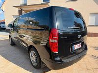 Gebraucht Hyundai H-1 170 PS (125 kW) 2015 Schwarz Van / Kleinbus