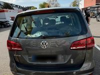 Second-hand VW Sharan 149 CP (109 kW) 2017 Gri Monovolum