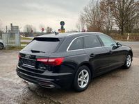 Gebraucht Audi A4 Comfort 163 PS (119 kW) 2022 Schwarz Kombi
