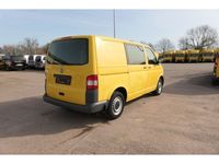 Gebraucht VW T5 84 PS (61 kW) 2010 Ginstergelb r1032 Van