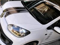 Używany VW up! 60 KM (44 kW) 2015 Biały Hatchback