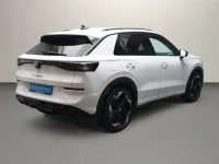 Gebraucht VW T-Roc R-line 150 PS (110 kW) 2025 Pure white SUV