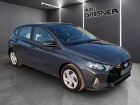 Gebraucht Hyundai i20 Select 84 PS (61 kW) 2022 Grau Limousine