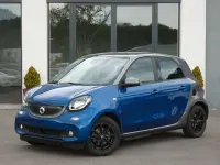 Usata Smart ForFour Electric Drive 60 kW (82 CV) 2019 Blu Berlina