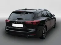 Używany Ford Focus Titanium 125 KM (91 kW) 2024 Czarny