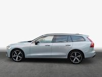 Gebraucht Volvo V60 Plus 197 PS (144 kW) 2025 Vapour grey Kombi