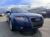 Gebraucht Audi A4 Performance 163 PS (119 kW) 2005 Blau Kombi