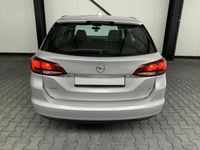 Gebraucht Opel Astra Business 105 PS (77 kW) 2017 Silber metallic Kombi