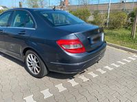 Gebraucht Mercedes C180 156 PS (114 kW) 2010 Blau Limousine