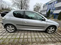 Gebraucht Peugeot 206 75 PS (55 kW) 2006 Silber Kleinwagen
